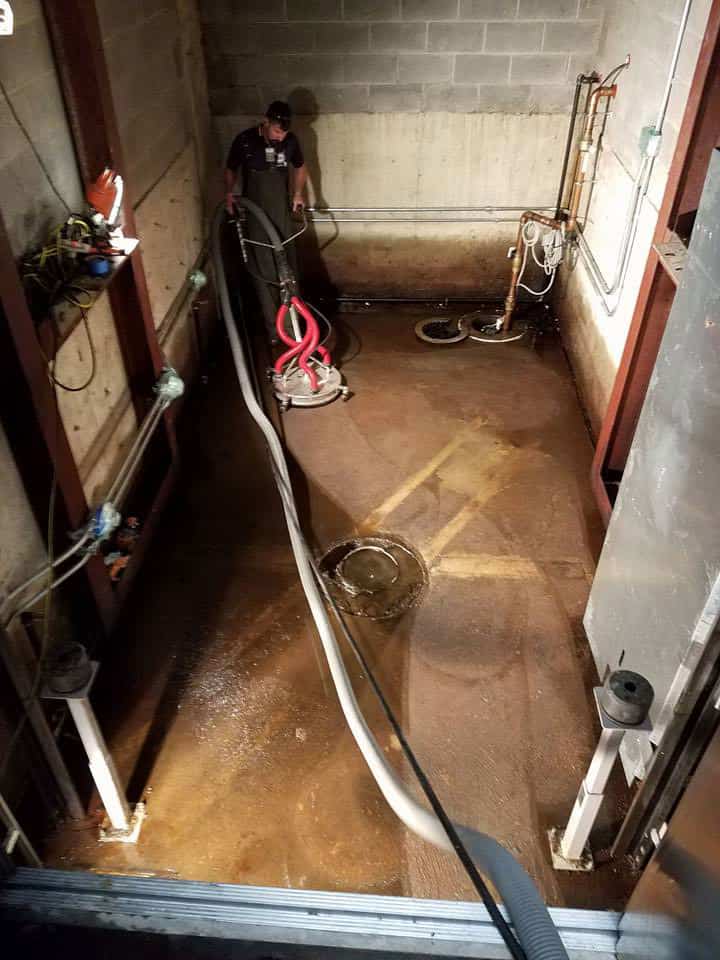 Vacuum Reclaim Pressure Washing